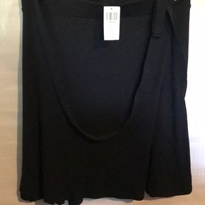 Hot topic black plus size skirt with attached crisscross suspenders